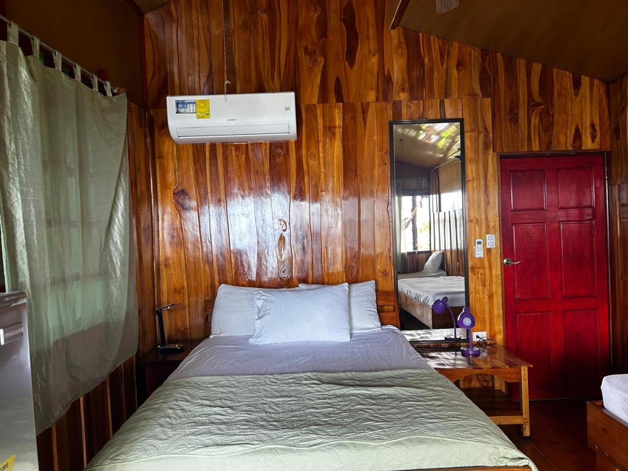 Nativos Corcovado Cabins Drakes Bay Εξωτερικό φωτογραφία